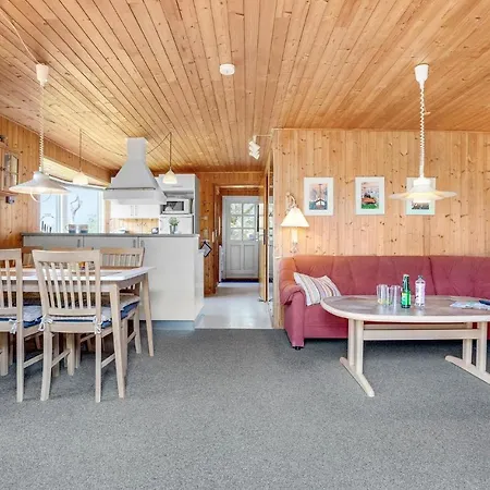 Nice Home In Frostrup With House Sea View *